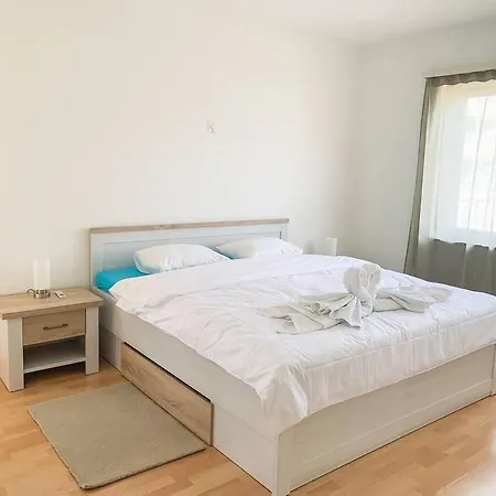 Vivere A - 5 Minuti Da Piazza Grande Appartamento